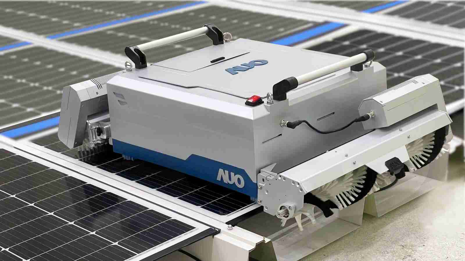 2468BET致力EPC场域技术升级，，，导入清洁机器人搭配传感器与AI数据分析，，，大幅减少维运成本